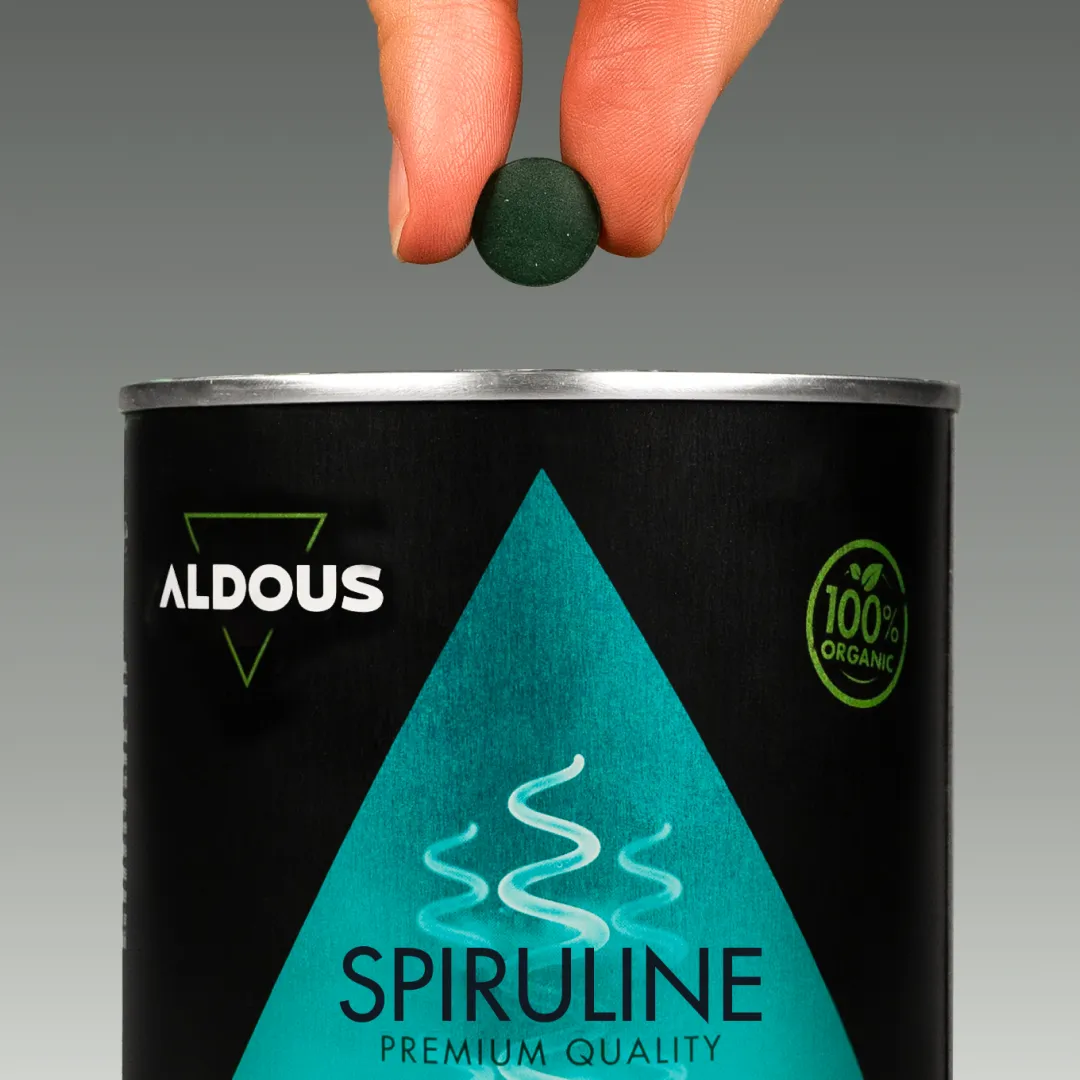 Prise de Spiruline bio Aldous avec dose du complément